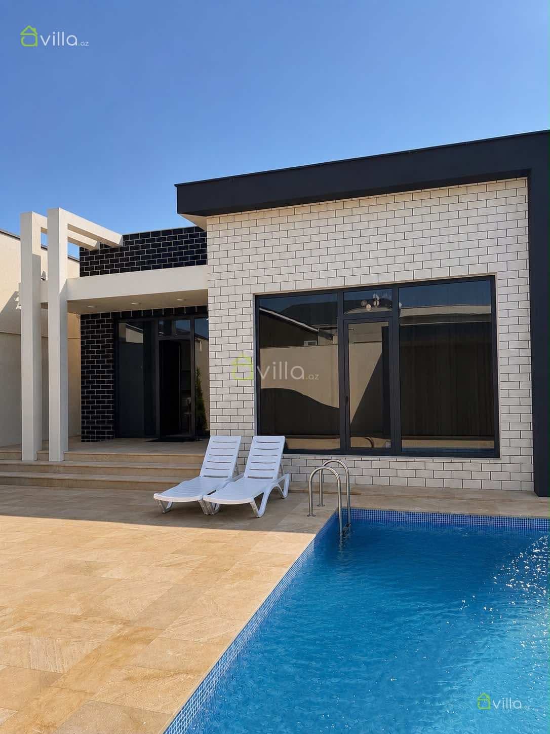 Black-White Villa