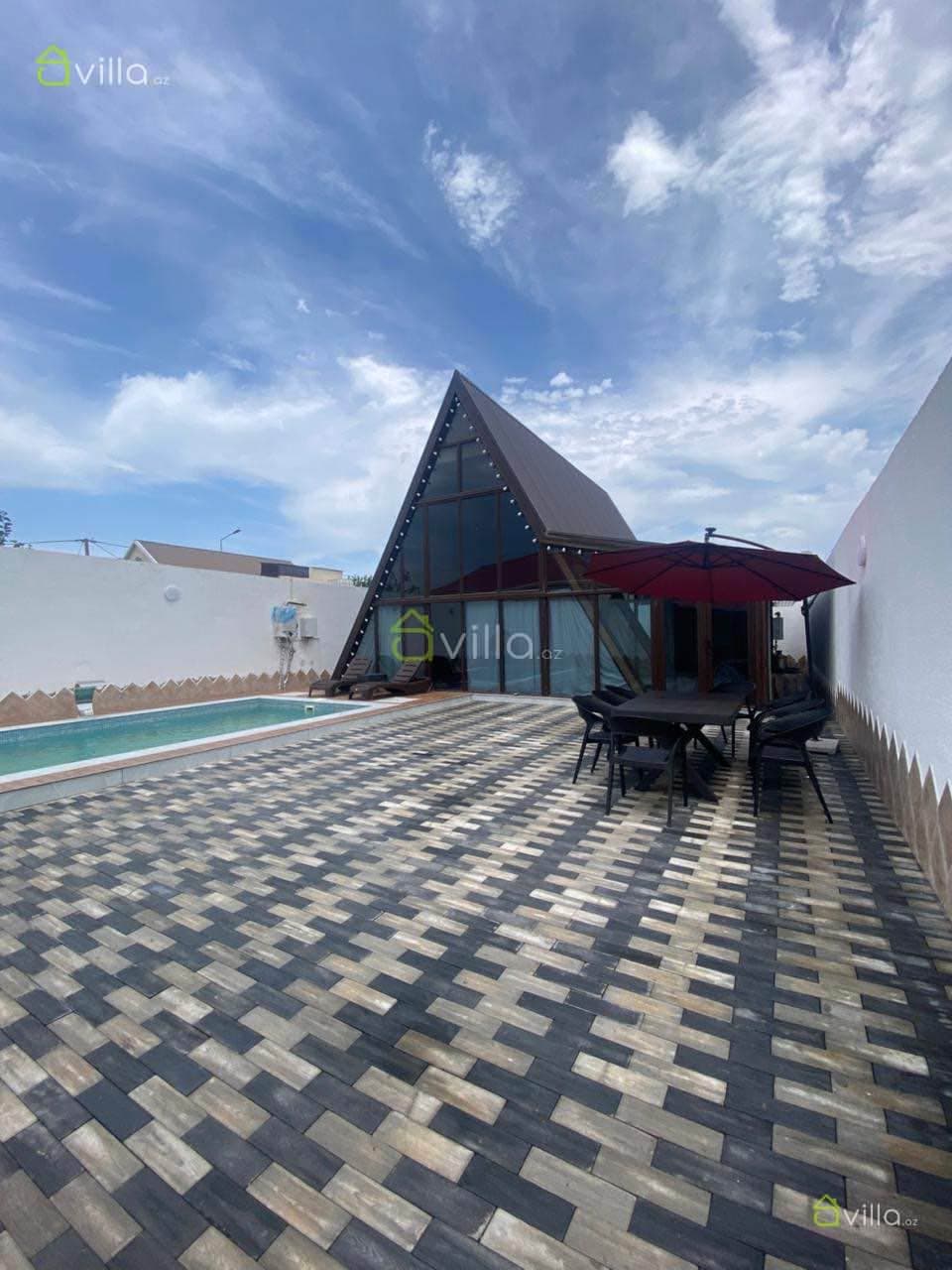 Signature Frame Villa